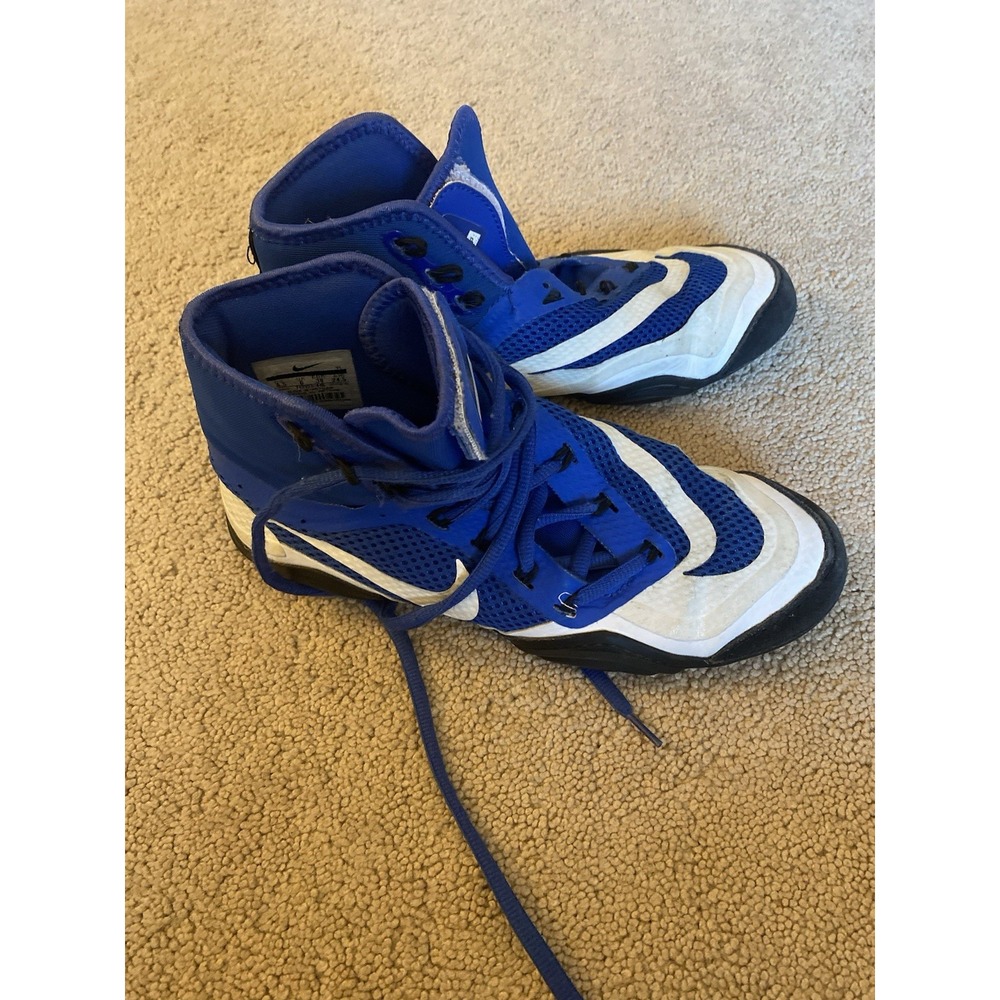 Nike Hypersweep Blue And White Size 6.5